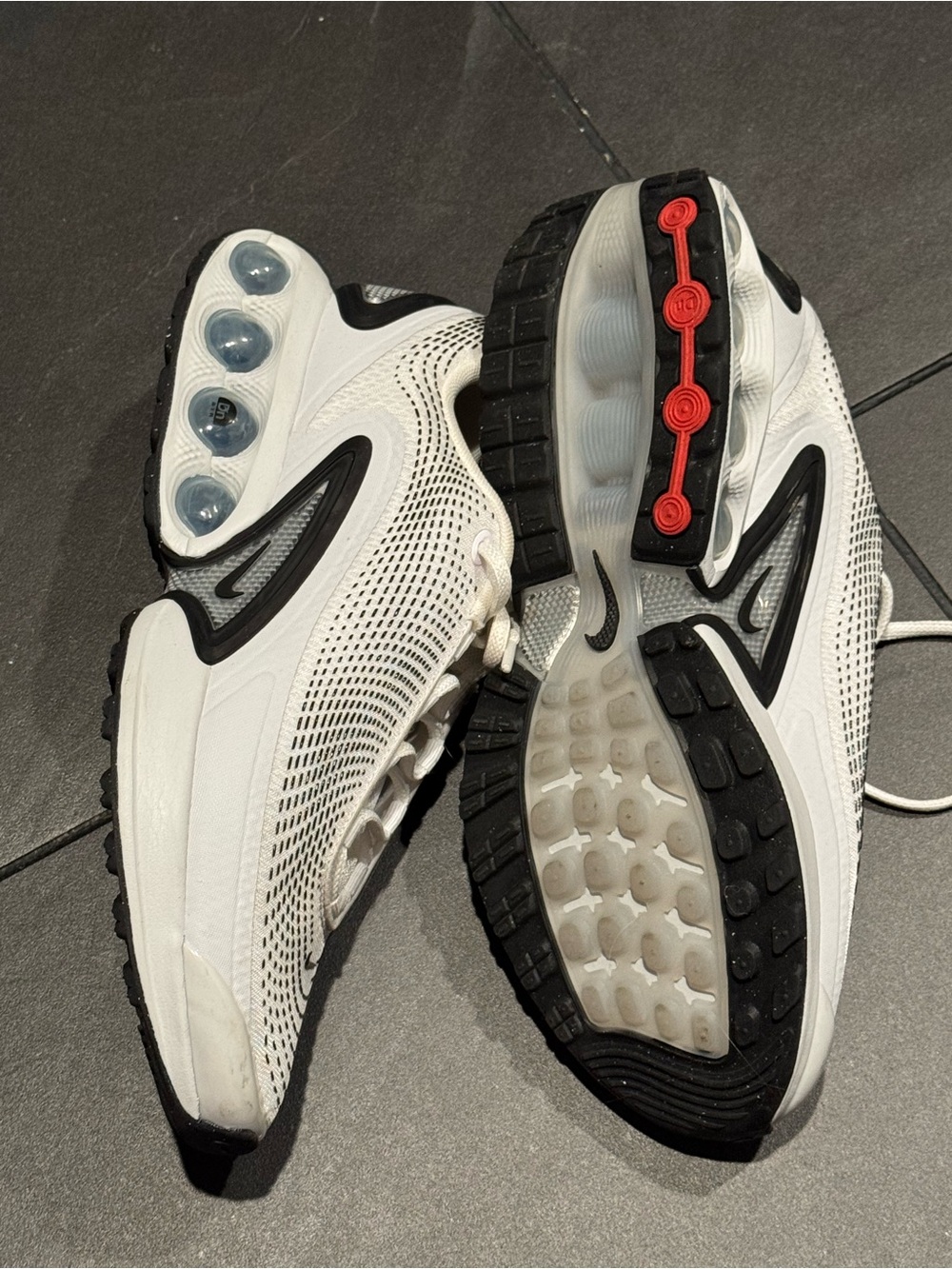 NIKE    Dn AirMax